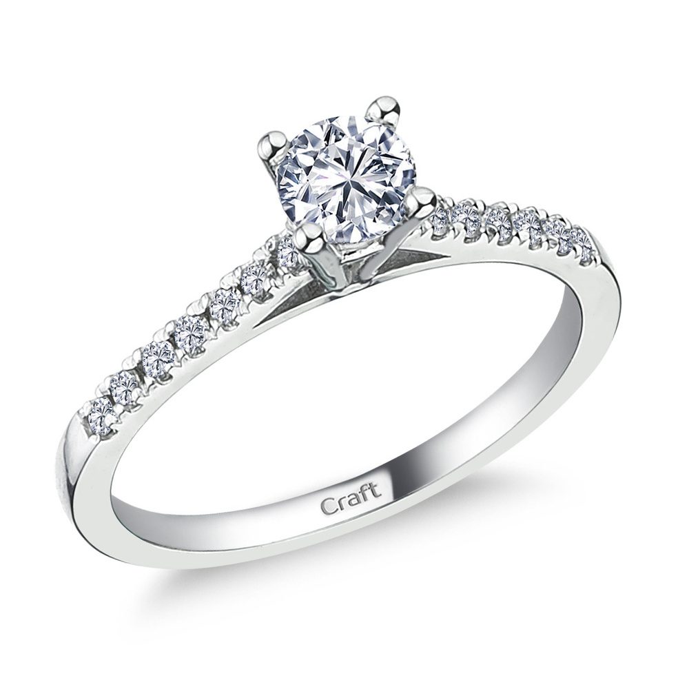 0.56 ct Pırlanta Yan Taşlı İnce Tırnak Tektaş Yüzük | E Renk HRD