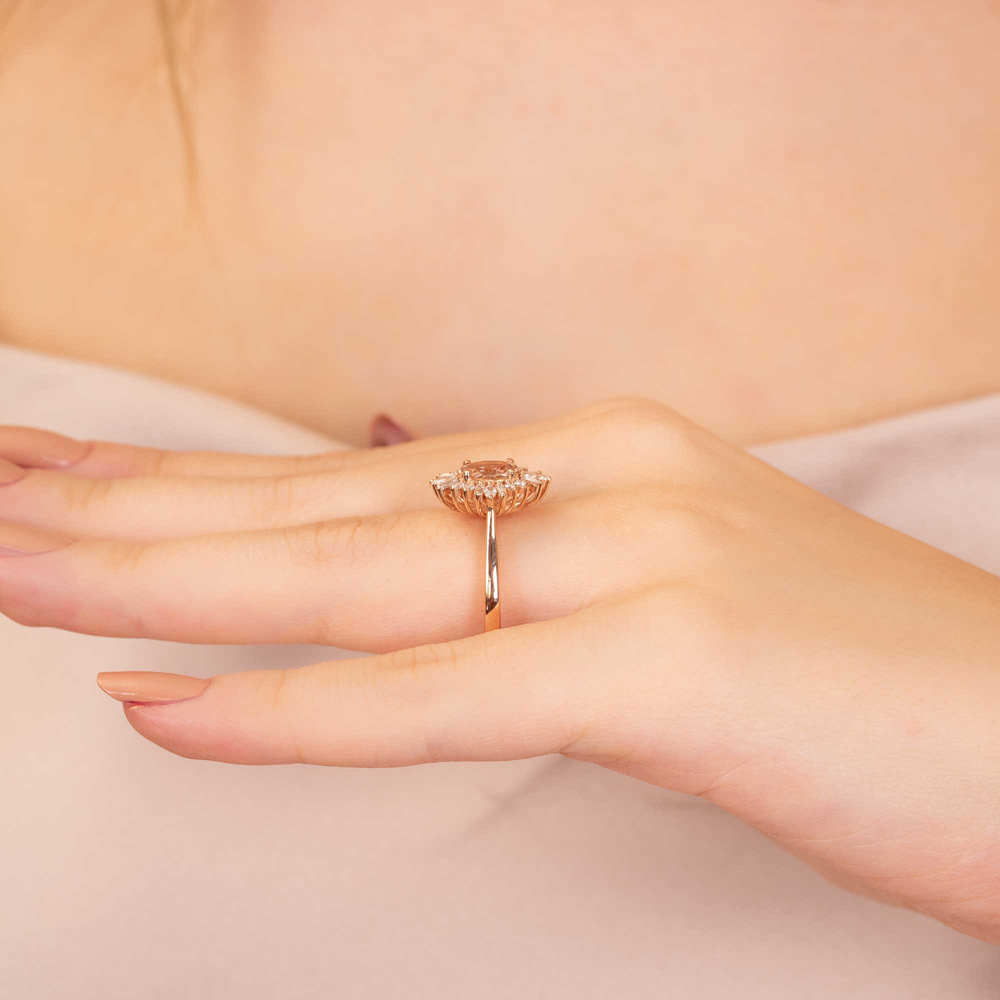 Oval Kesim Morganite ve Pırlanta Vintage Yüzük