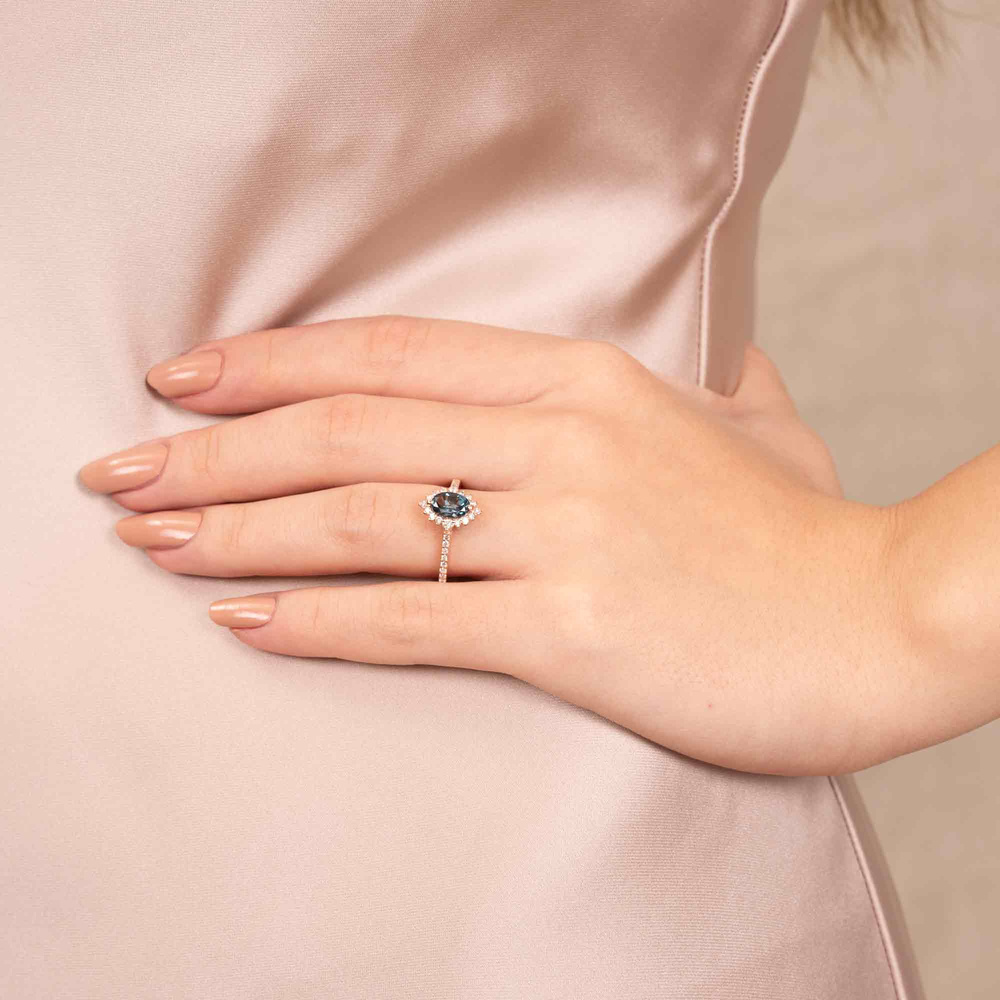 Oval Teal Blue Safir ve Pırlanta Vintage Yüzük