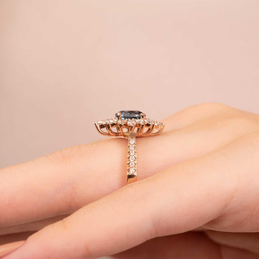 London Blue Topaz ve Markiz Pırlanta Vintage Yüzük
