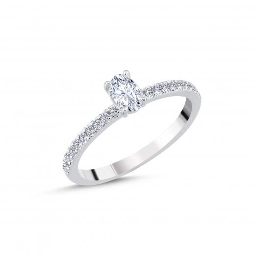 0.56 Karat Oval Pırlanta Yan Taşlı Tektaş Yüzük | F Renk | HRD