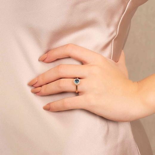 Yuvarlak Kesim London Blue Topaz ve Pırlanta Vintage Yüzük hover